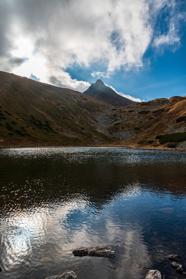 Nizne Jamnicke pleso with Ostry Rohac